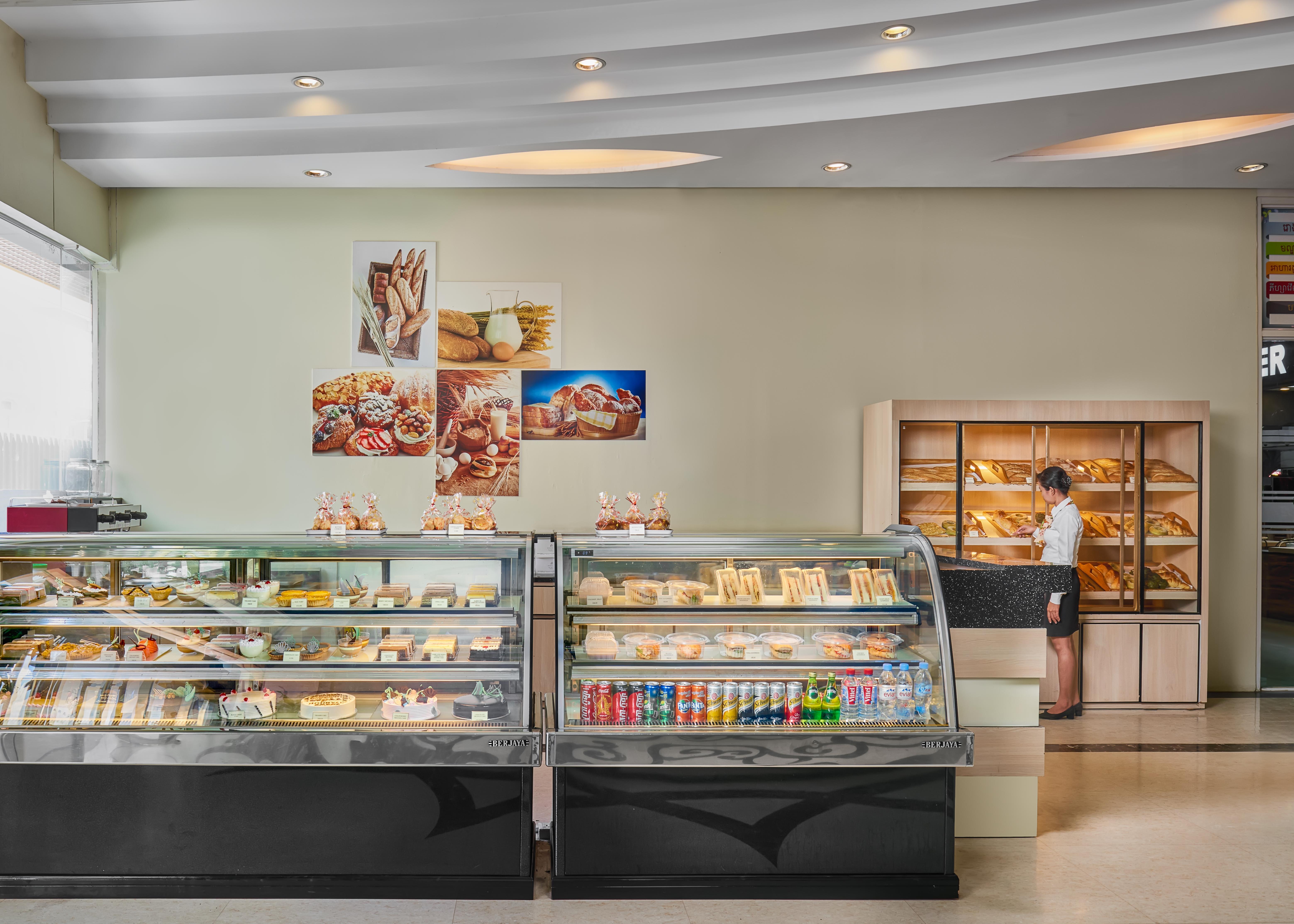 Dara Airport Hotel Пном Пен Екстериор снимка