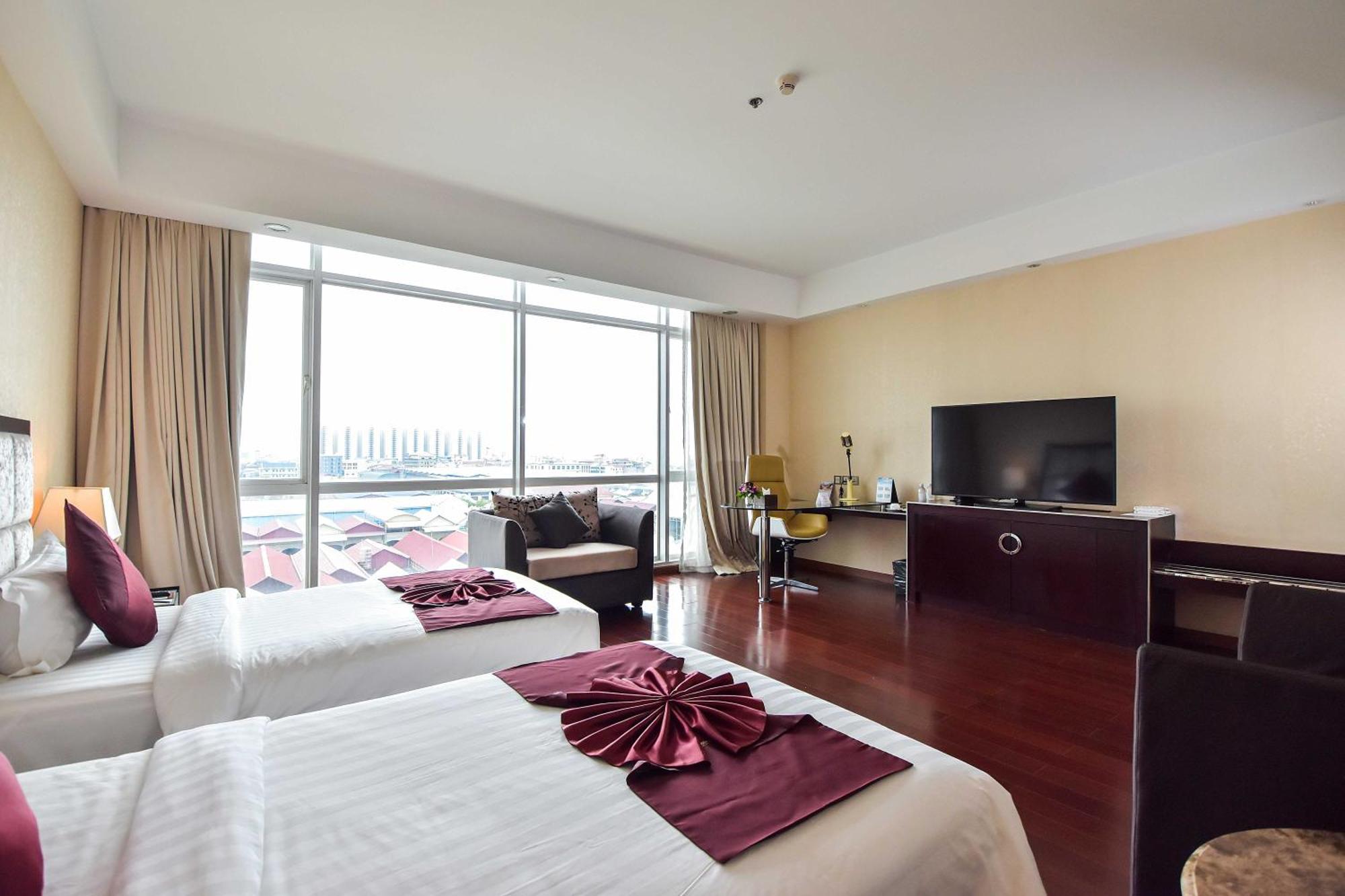 Dara Airport Hotel Пном Пен Екстериор снимка